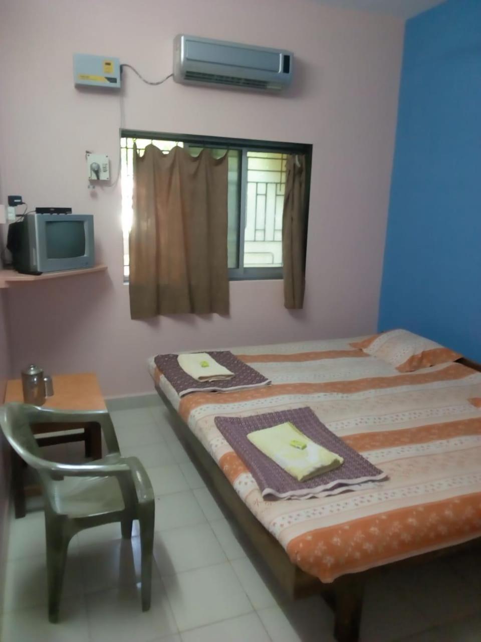 Hotel Anjali Lodge Malvan Bagian luar foto