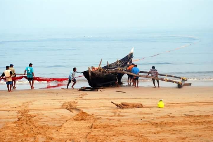 Hotel Anjali Lodge Malvan Bagian luar foto